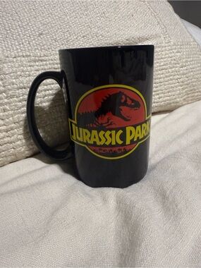 Jurassic Park Universal Studios 2011 Black Logo Ceramic Mug Vintage Style